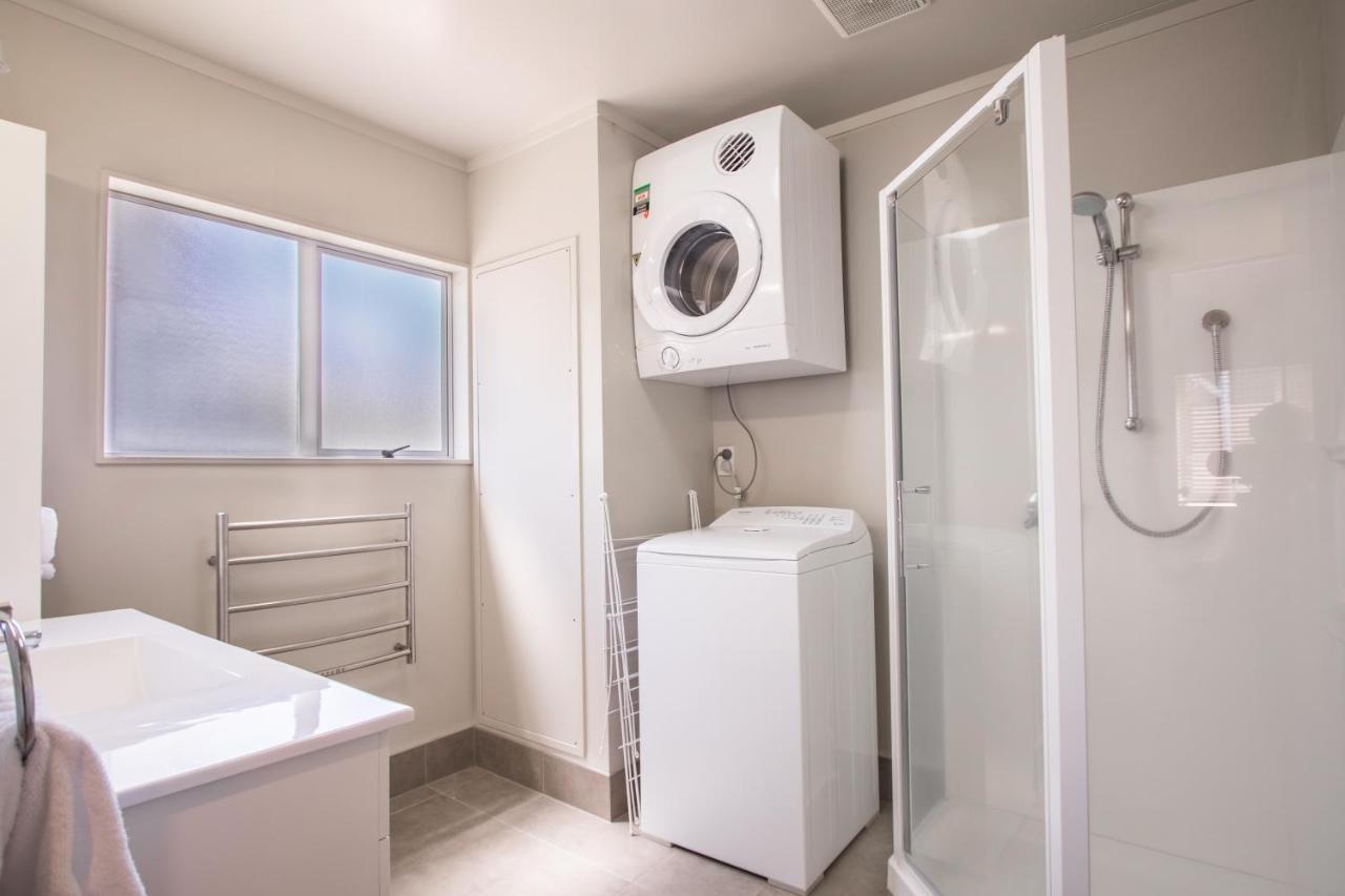 Turangi Leisure Lodge Bagian luar foto
